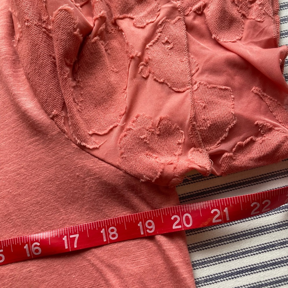 Cupio Coral Lace Angel Sleeve Top, Size Large - Picture 5 of 9